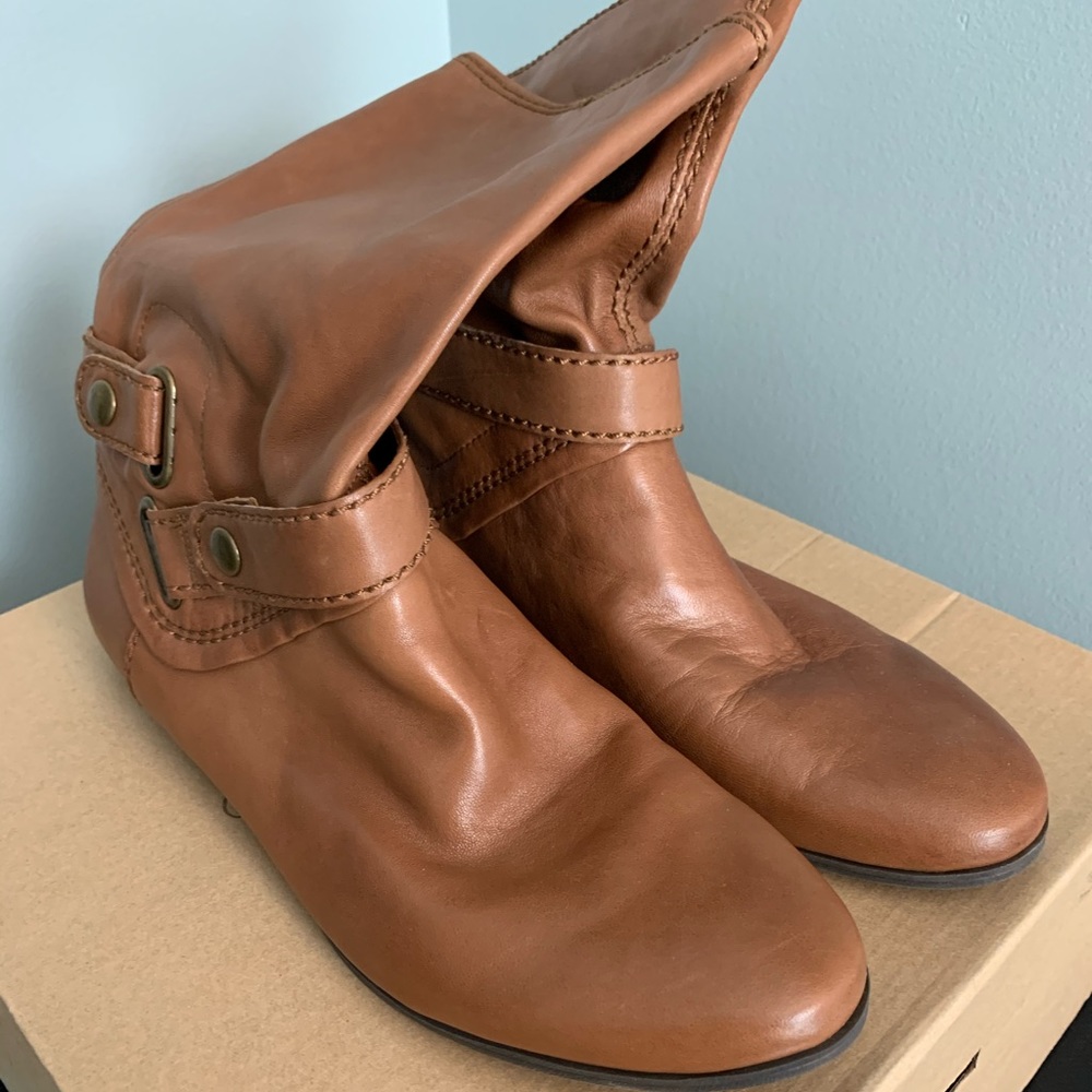 Nine West NEW - Women’s 8.5M boots Cognac